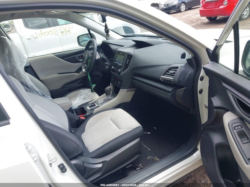 2023 SUBARU FORESTER auction photo 5