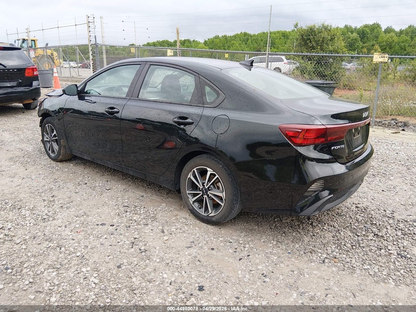 VIN 3KPF24ADXPE640568 2023 KIA FORTE LXS