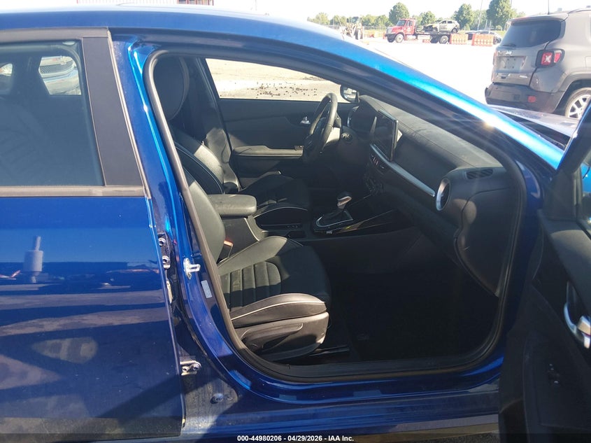 VIN 3KPF54AD5RE776956 2024 KIA FORTE GT-LINE