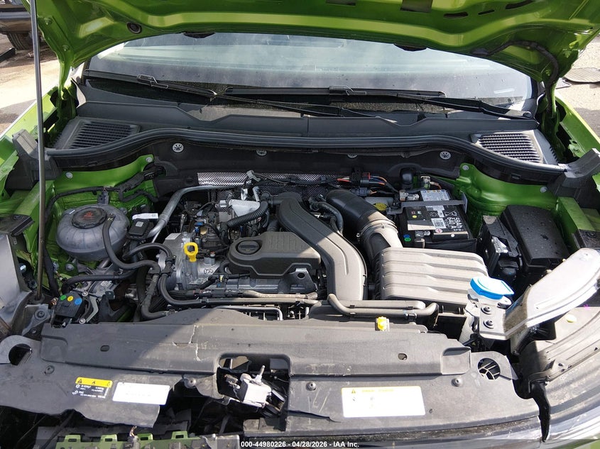2025 VOLKSWAGEN TAOS 1.5T SE BLACK — Фото 10