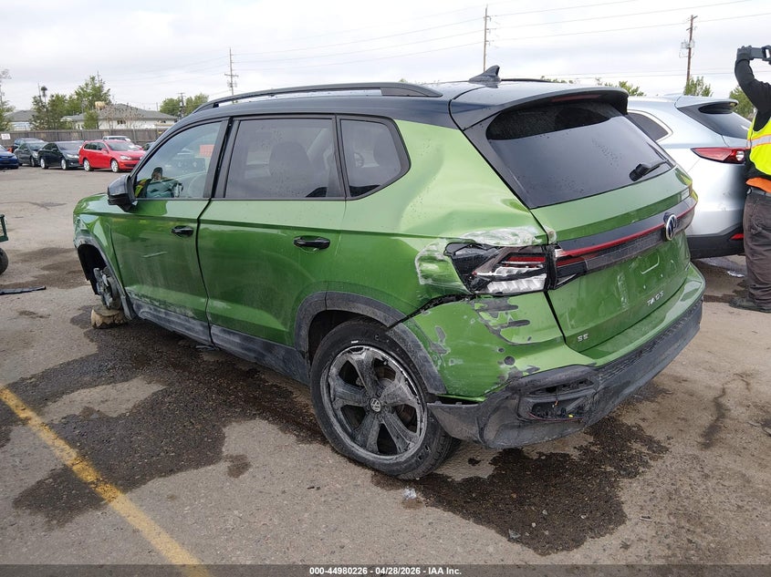 2025 VOLKSWAGEN TAOS 1.5T SE BLACK — Фото 15