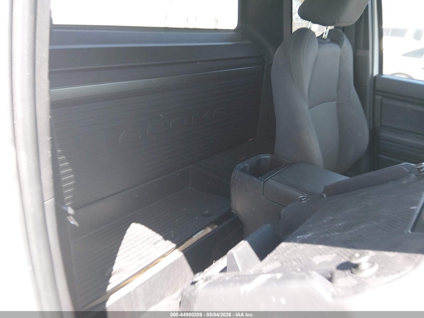 2025 TOYOTA TACOMA 2.4L I-4 DI, DOHC, V(VIN: 3TYJDAHNXST025068
