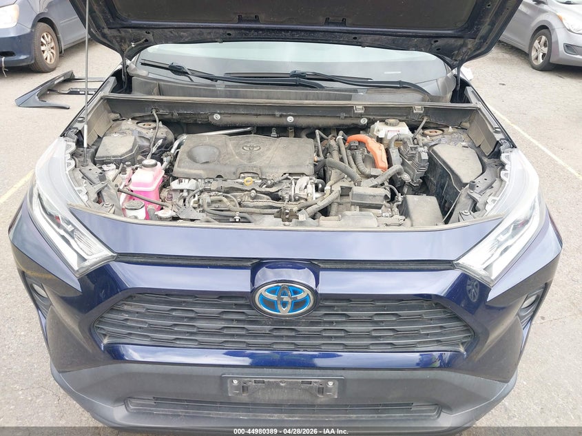 VIN 2T3RWRFV8KW042735 2019 TOYOTA RAV4 HYBRID XLE