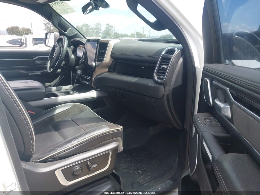 2022 Ram 1500 Laramie 4X2 5'7 Box