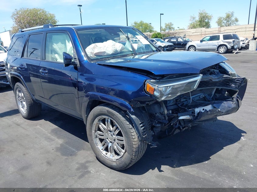 2020 TOYOTA 4RUNNER SR5