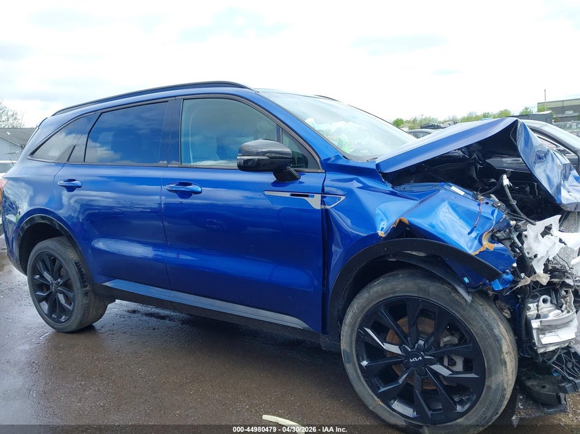 VIN 5XYRKDLF6NG159664 2022 KIA SORENTO SX