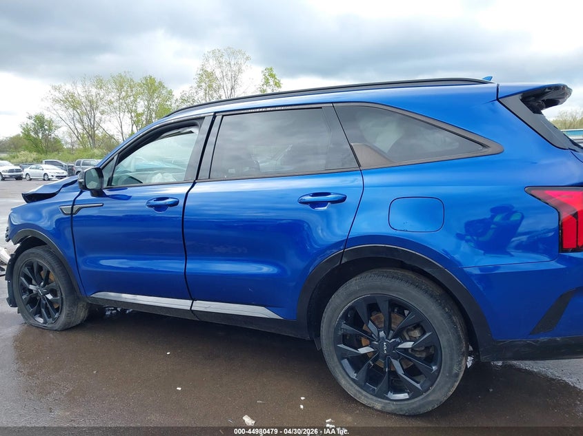 VIN 5XYRKDLF6NG159664 2022 KIA SORENTO SX