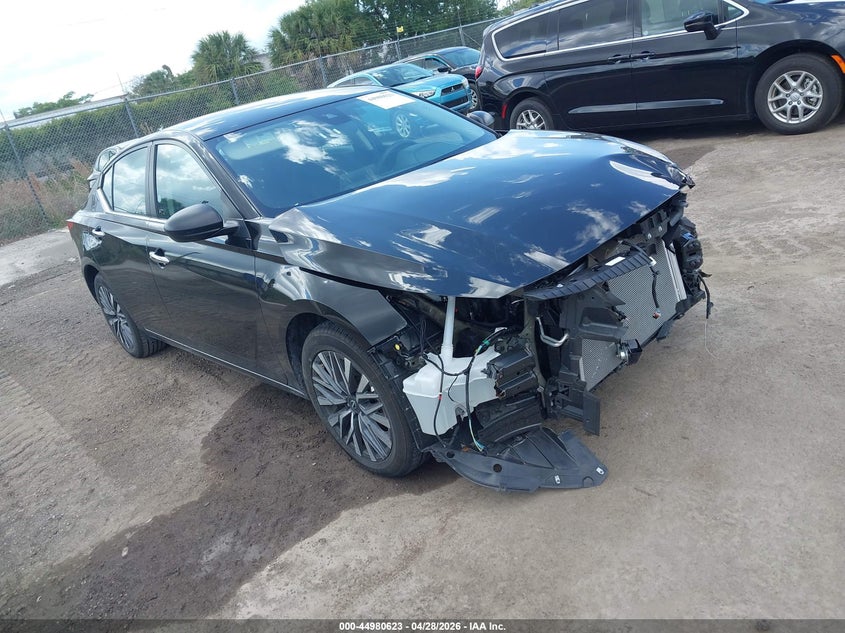 2025 Nissan Altima Sv Fwd