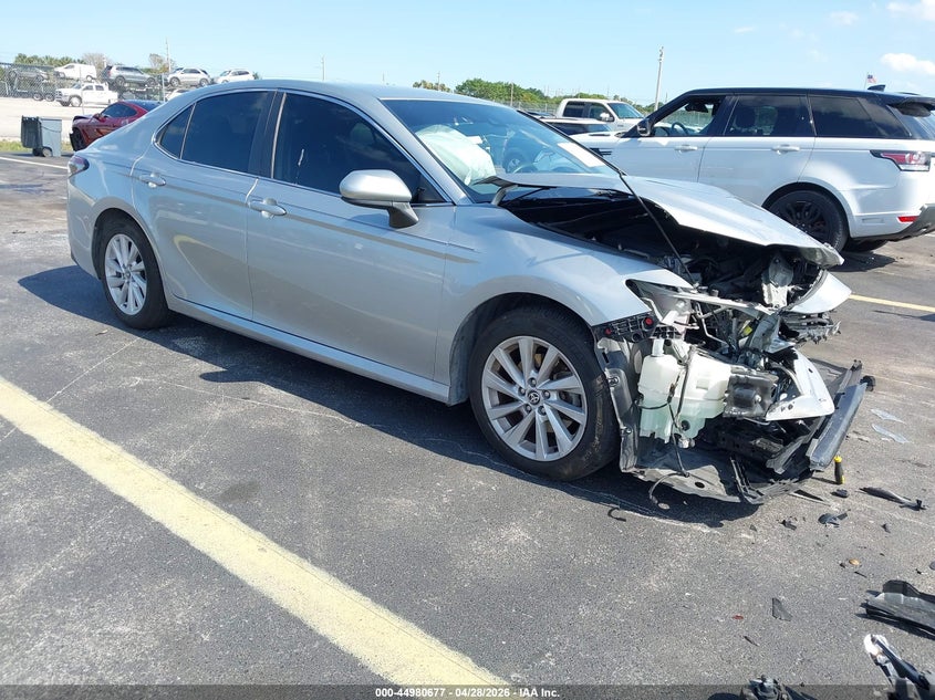 2022 TOYOTA CAMRY LE