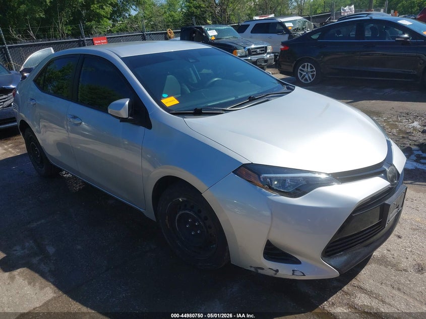 TOYOTA COROLLA - zdjęcie 1