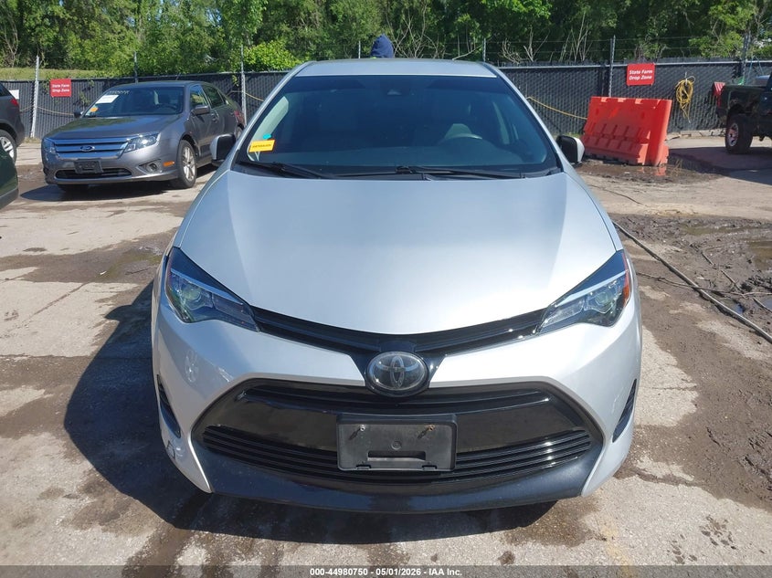 TOYOTA COROLLA - zdjęcie 12