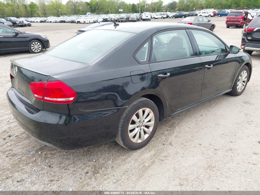 2012 Volkswagen Passat 2.5L S