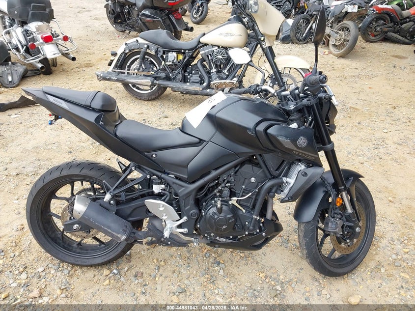 2021 Yamaha Mt-03 VIN: MH3RH20Y3MK003956 Lot: 44981043