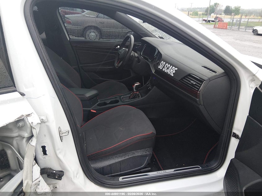 2024 VOLKSWAGEN JETTA GLI 2.0L I-4 DI, DOHC, V(VIN: 3VW9T7BU0RM015676