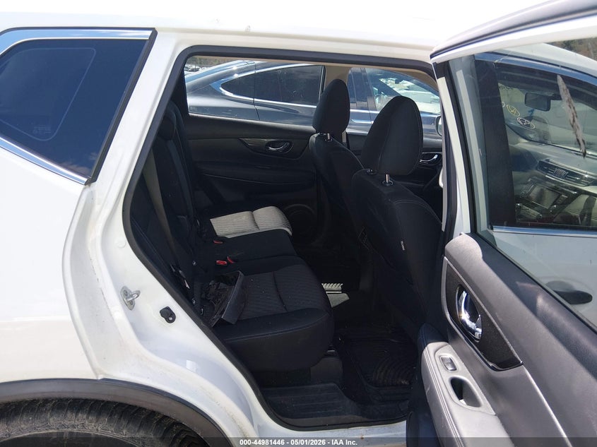 VIN KNMAT2MV0JP589802 2018 NISSAN ROGUE S