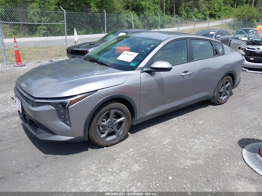 Vin: 3kpft4de3se153996, lot: 45478955, kia k4 lxs 20252