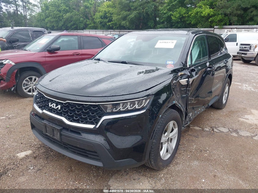 VIN 5XYRG4LC9NG136967 2022 KIA SORENTO LX