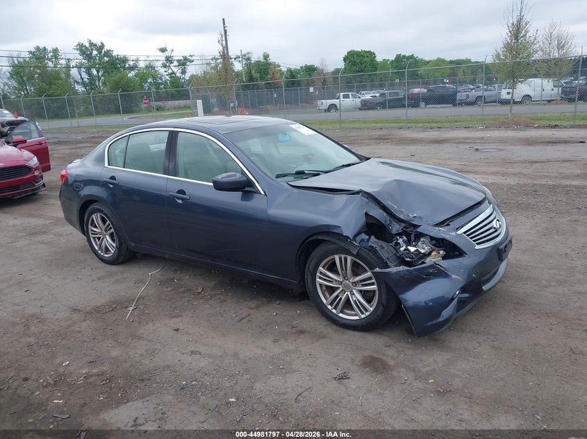 2011 INFINITI G25 JOURNEY