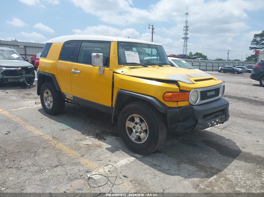 2008 TOYOTA FJ CRUISER