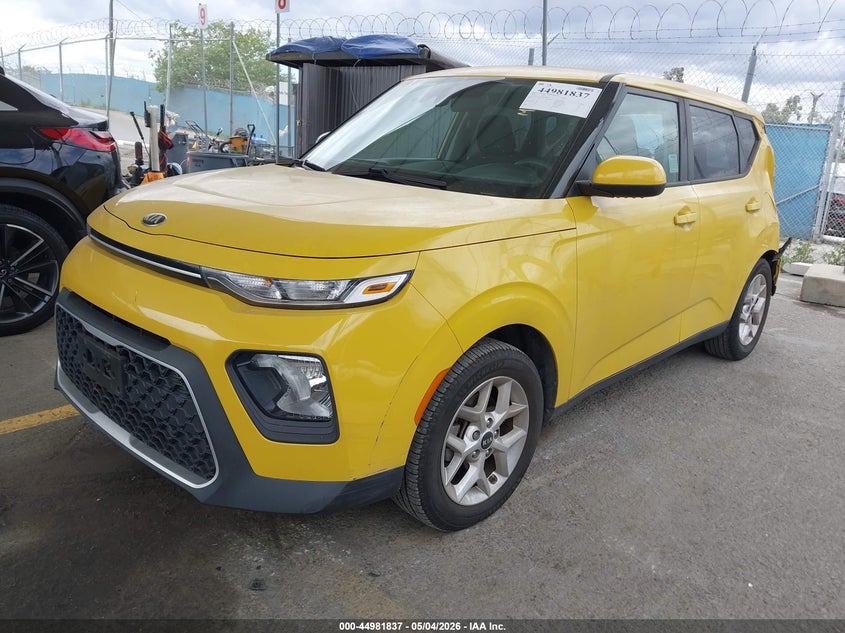 KNDJ23AU2L7093200 2020 KIA SOUL S photo 1