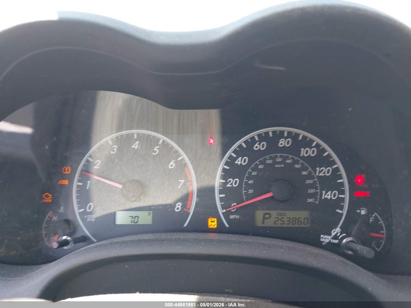 2T1BU4EE7BC644354 2011 Toyota Corolla 1.8 Le Silver
