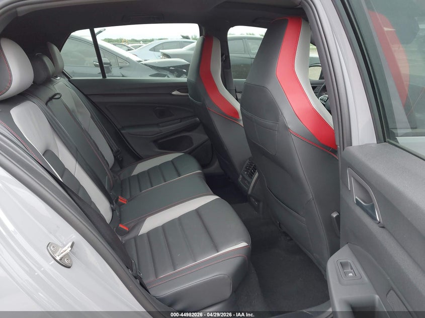 2024 Volkswagen Golf Gti 2.0T Se VIN: WVW3A7CD0RW231136 Lot: 44982026
