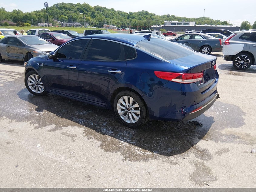 2018 KIA OPTIMA auction photo 3
