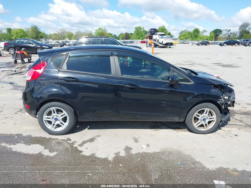 VIN 3FADP4EJ1HM141020 2017 FORD FIESTA SE