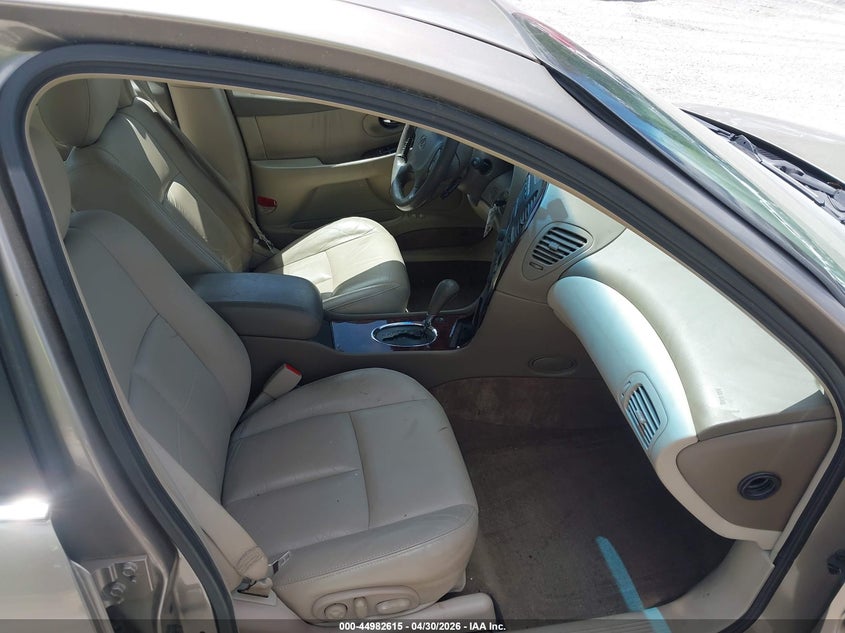 2001 OLDSMOBILE AURORA SEDAN 3.5L V-6 DOHC, 215HP