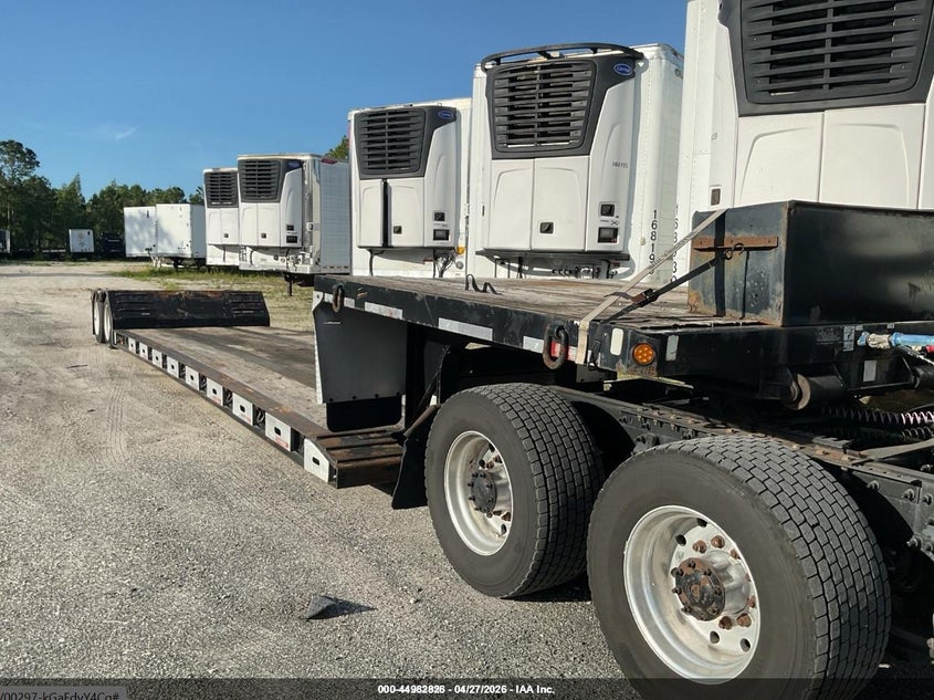 2016 Fontaine Trailer Co Detachable Gooseneck