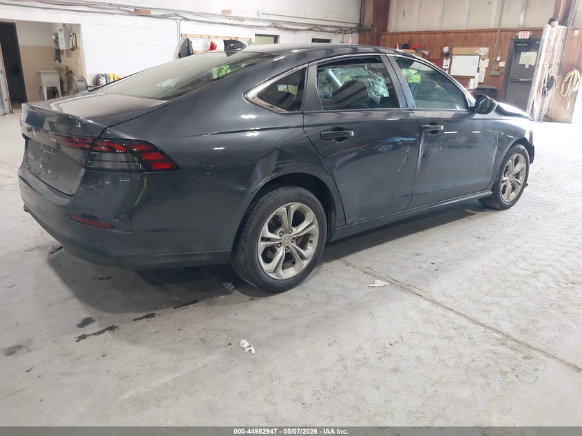 2023 HONDA ACCORD auction photo 4