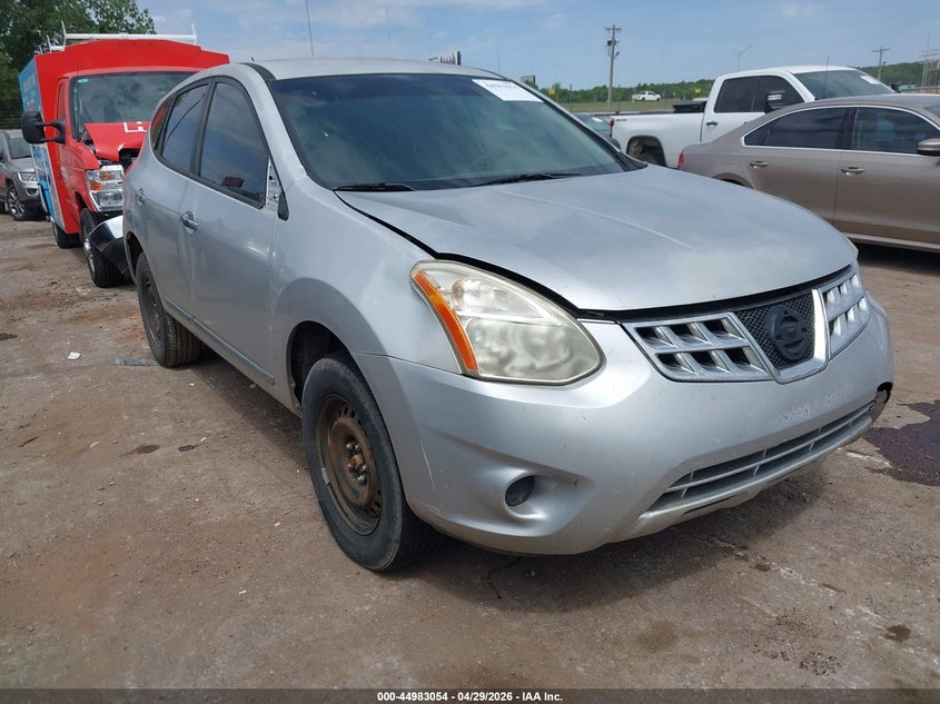2013 NISSAN ROGUE S