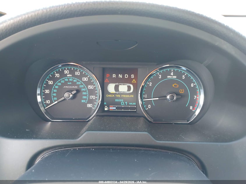 2015 JAGUAR XF auction photo 7