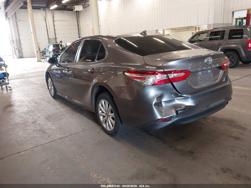 VIN 4T1L11BK1LU010933 2020 TOYOTA CAMRY LE AWD
