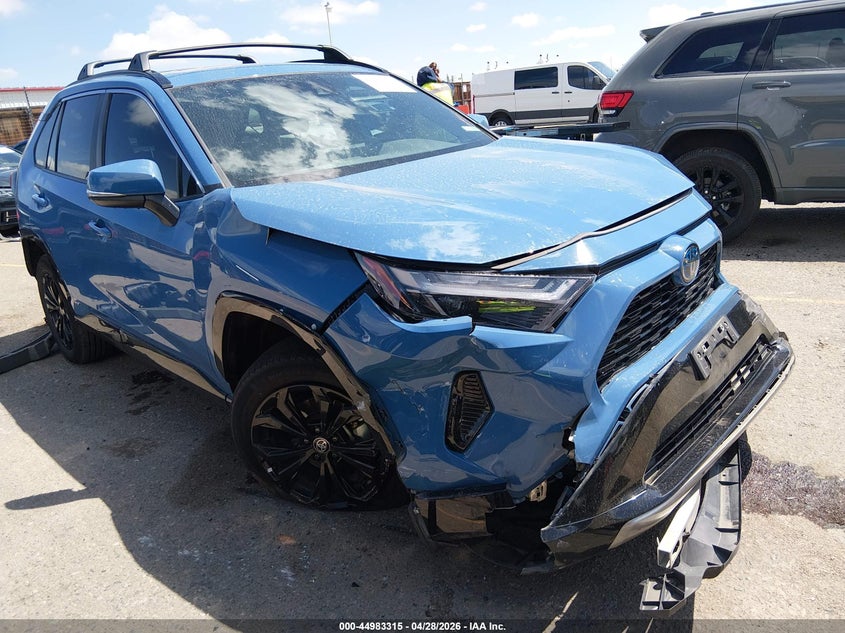 2022 TOYOTA RAV4 HYBRID SE