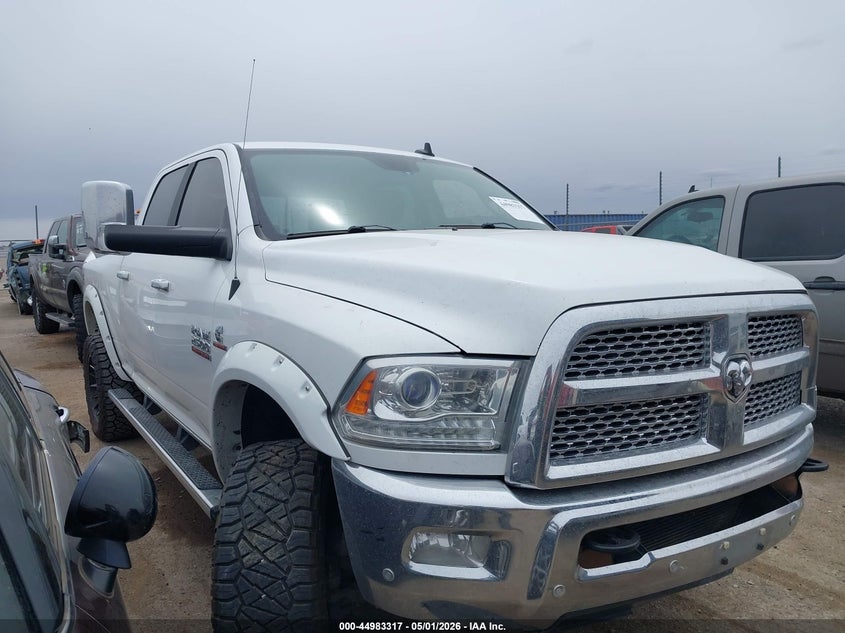 Vin: 3c6ur5fl6hg568886, lot: 45480741, ram 2500 laramie  4x4 6'4 box 2017 img_1