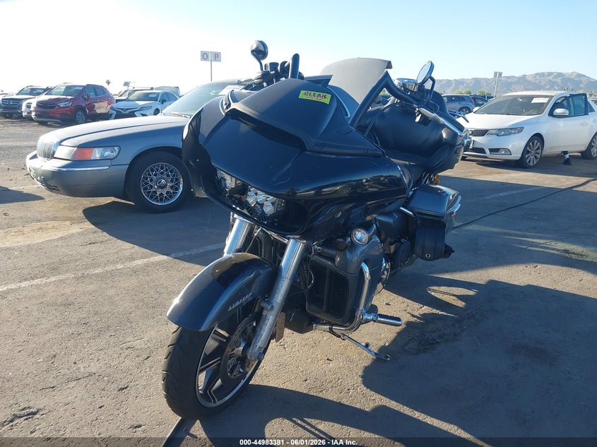 HARLEY-DAVIDSON FLTRK 2021