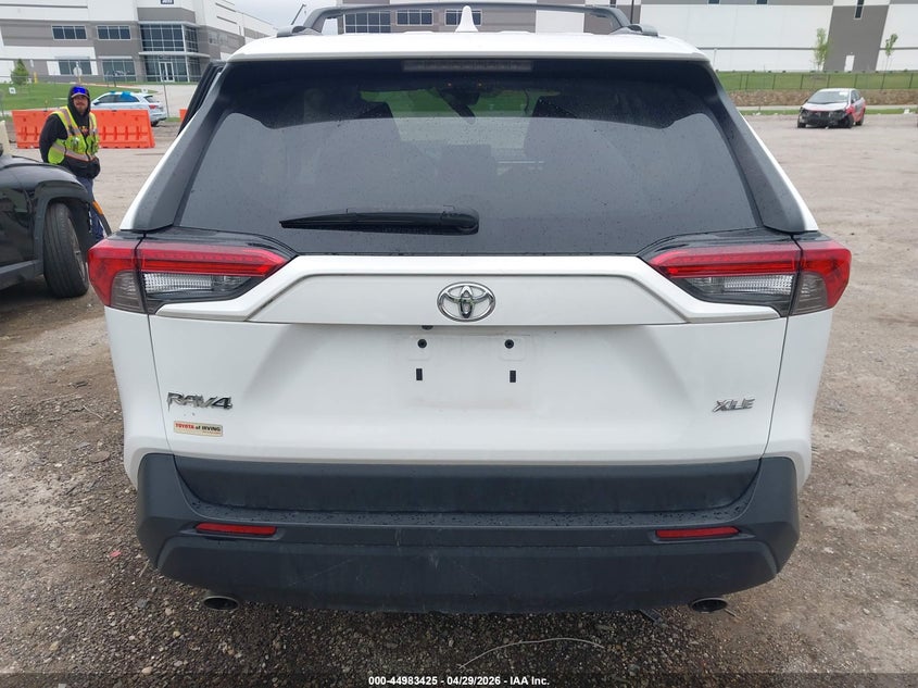AtlanticExpress - Toyota RAV4