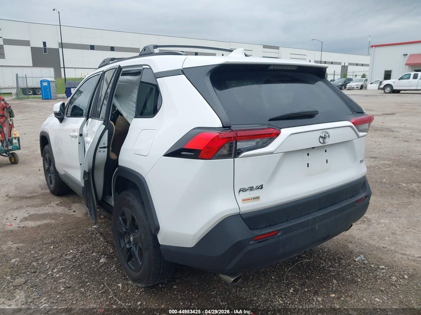AtlanticExpress - Toyota RAV4