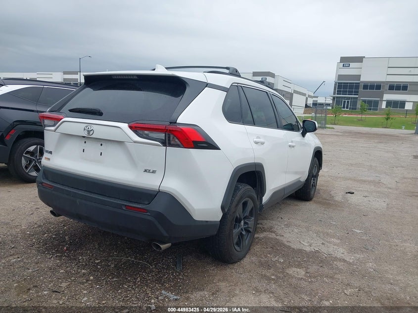 AtlanticExpress - Toyota RAV4