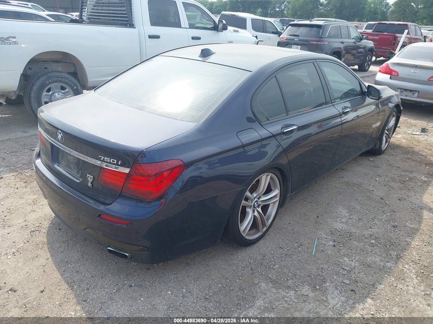 2013 BMW 750I