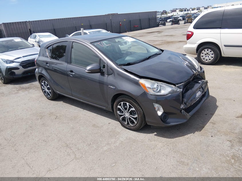JTDKDTB3XF1105721 TOYOTA PRIUS C Photo 1