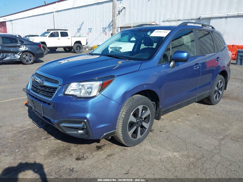 Vin: jf2sjagc2hh470833, lot: 45481189, subaru forester 2.5i premium 20172