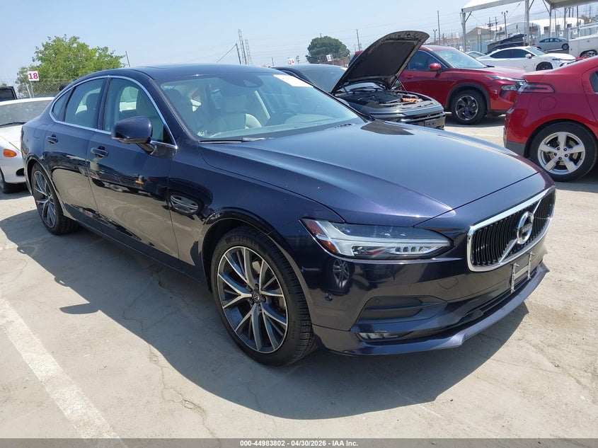 2017 VOLVO S90 T5 MOMENTUM