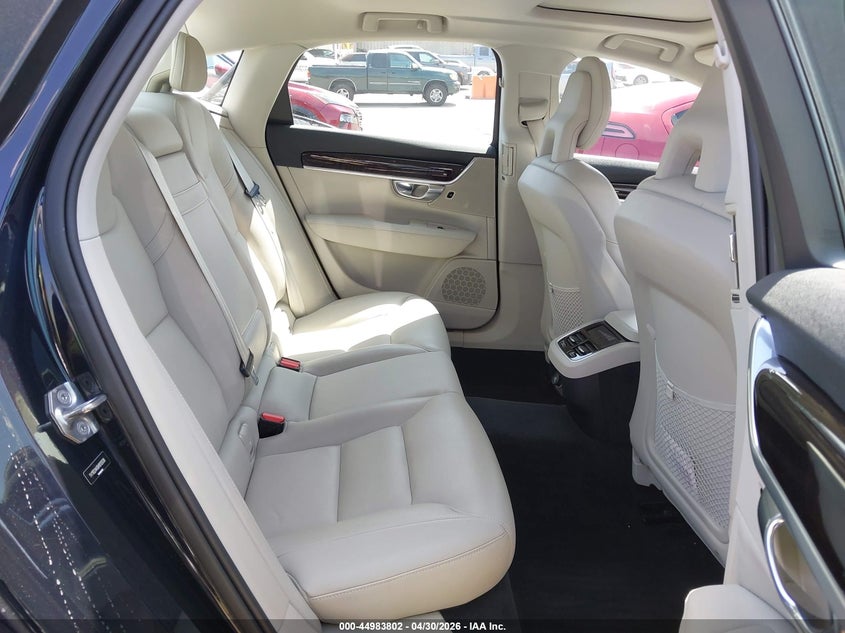 2017 Volvo S90 T5 Momentum VIN: YV1102AK6H1012038 Lot: 44983802