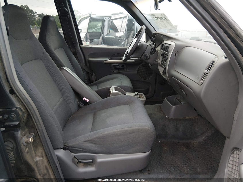 2002 Ford Explorer Sport Trac