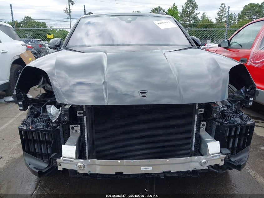 2025 PORSCHE CAYENNE SPORT UTILITY VEHICLE 4.0L V-8 DI, DOHC, VVT, TURBO, 493HP