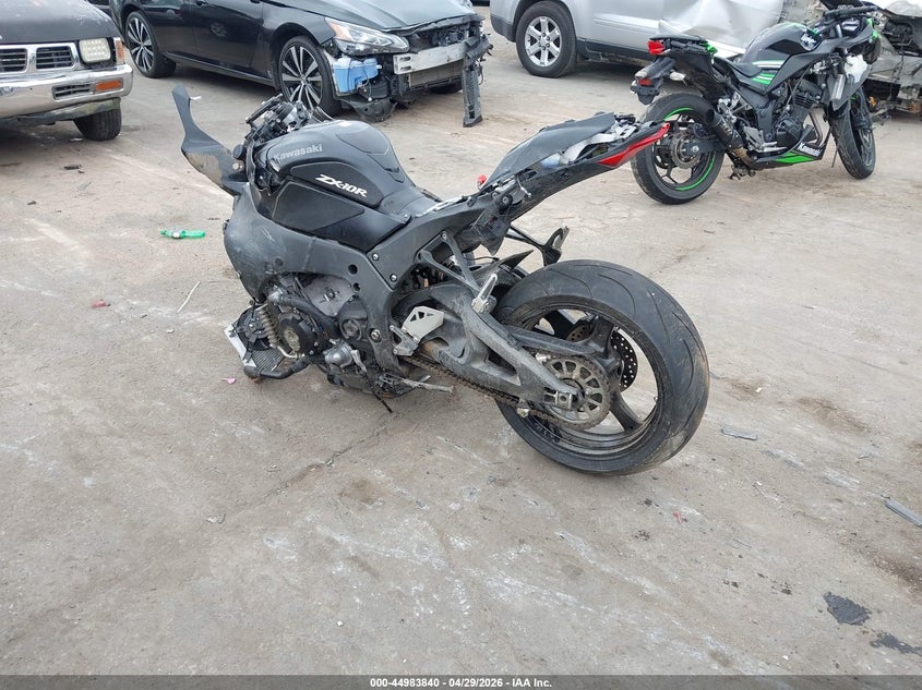 2024 KAWASAKI ZX1002 auction photo 3