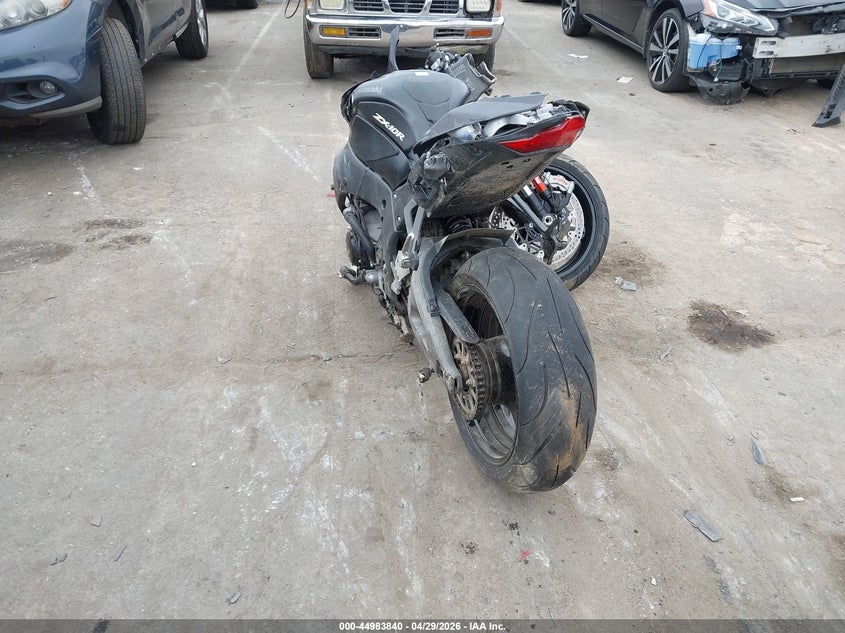 2024 KAWASAKI ZX1002 auction photo 6