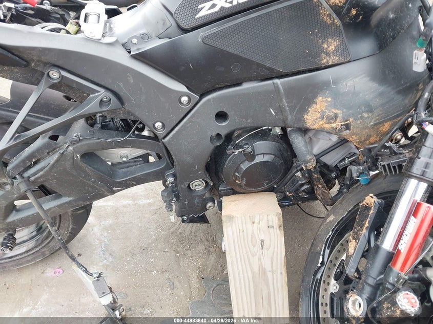 2024 KAWASAKI ZX1002 auction photo 8